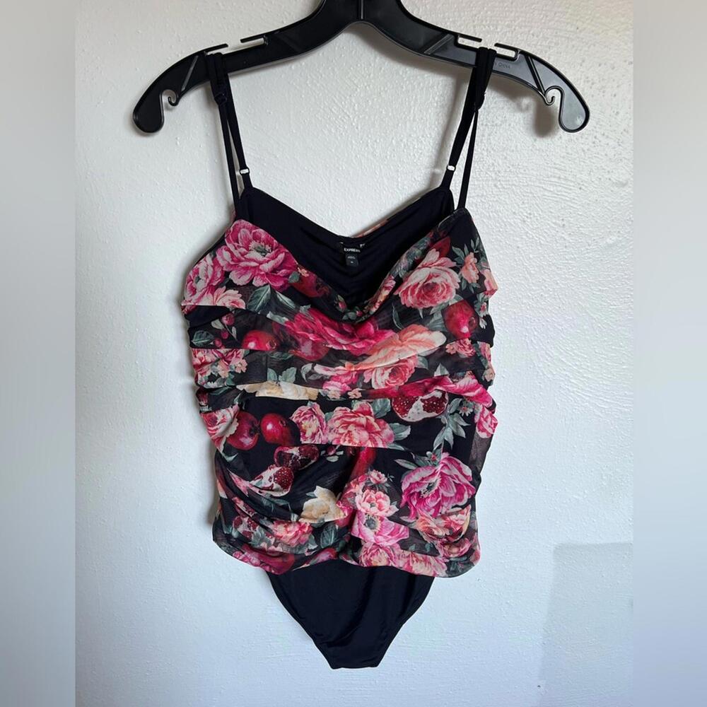 Express Floral Bodysuit with Bold Floral Pattern XL